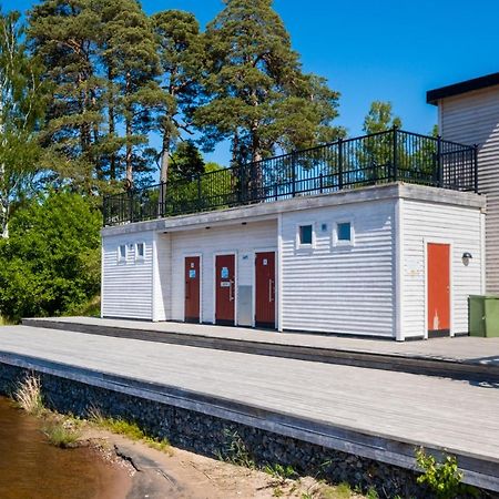 Krongarden Vandrarhem Kristinehamn Extérieur photo
