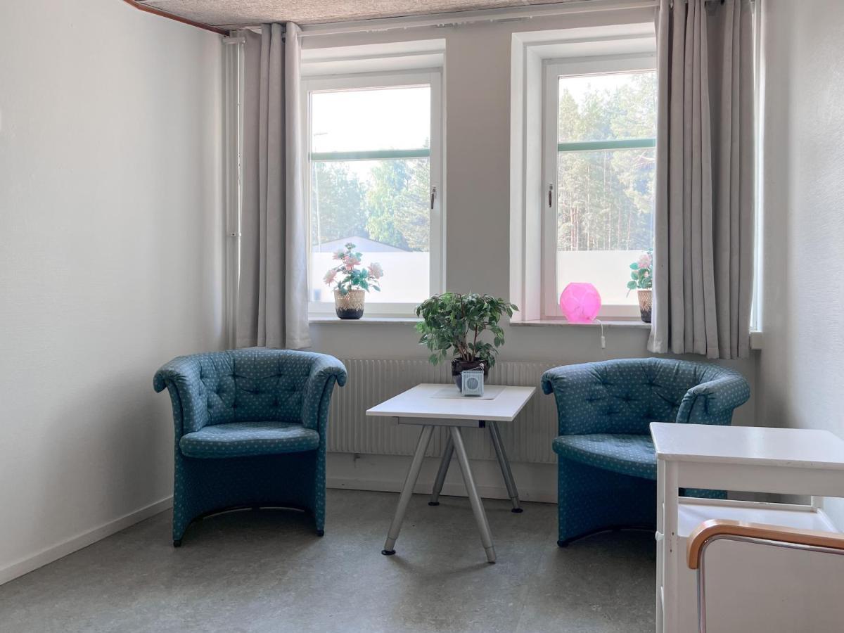 Krongarden Vandrarhem Kristinehamn Extérieur photo