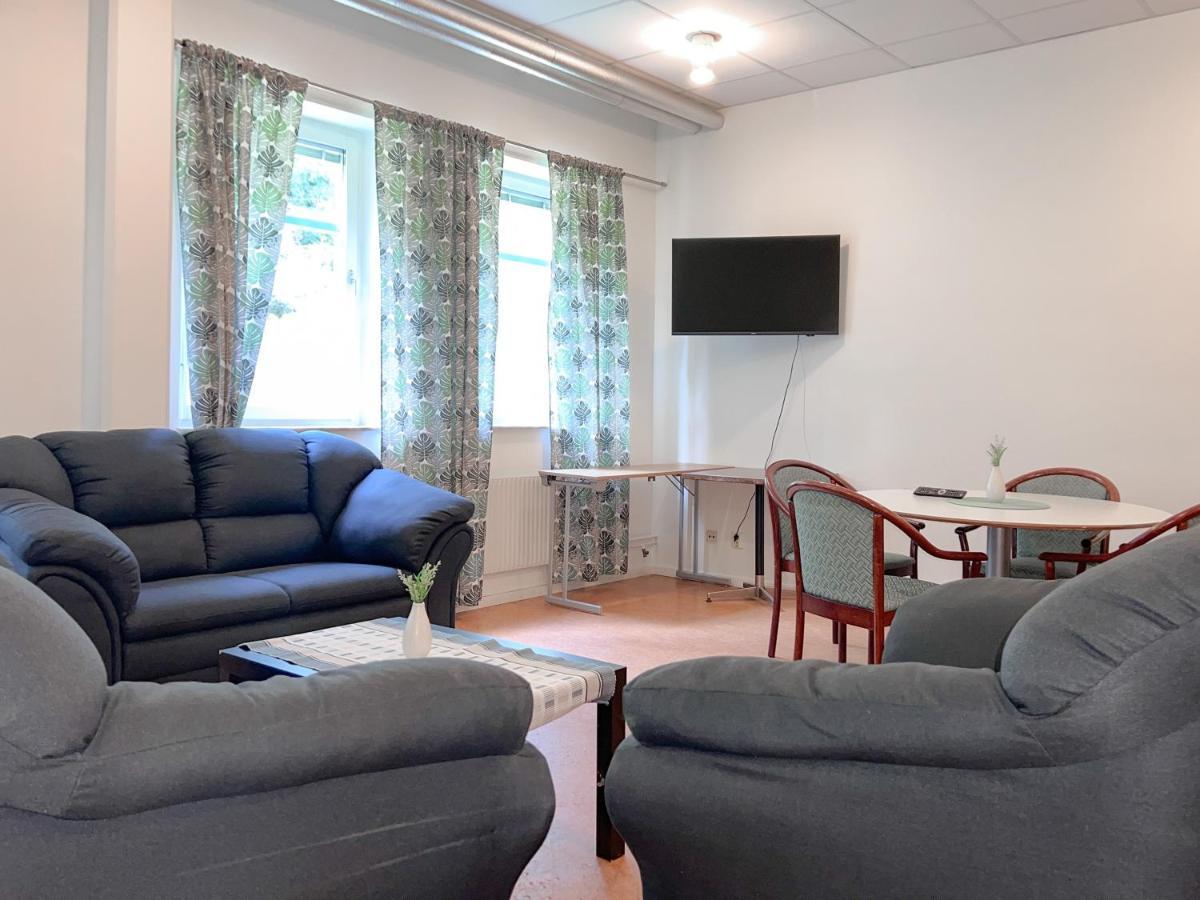 Krongarden Vandrarhem Kristinehamn Extérieur photo