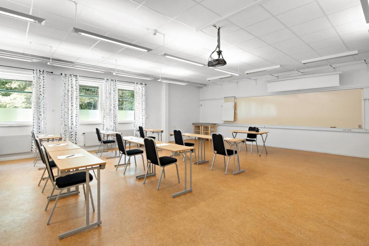 Krongarden Vandrarhem Kristinehamn Extérieur photo