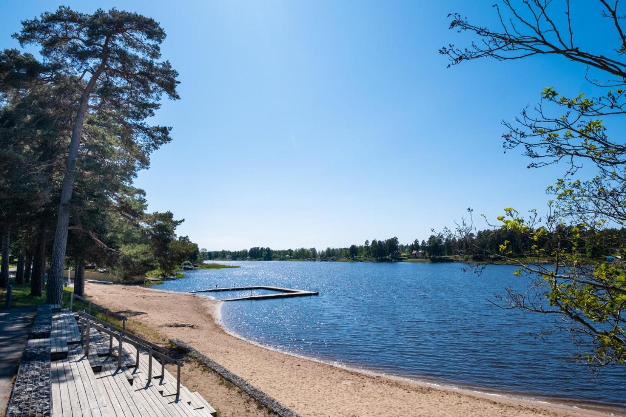 Krongarden Vandrarhem Kristinehamn Extérieur photo